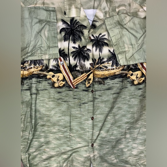 Hawaiian Togs Men’s Button Down Shirt - Picture 4 of 14